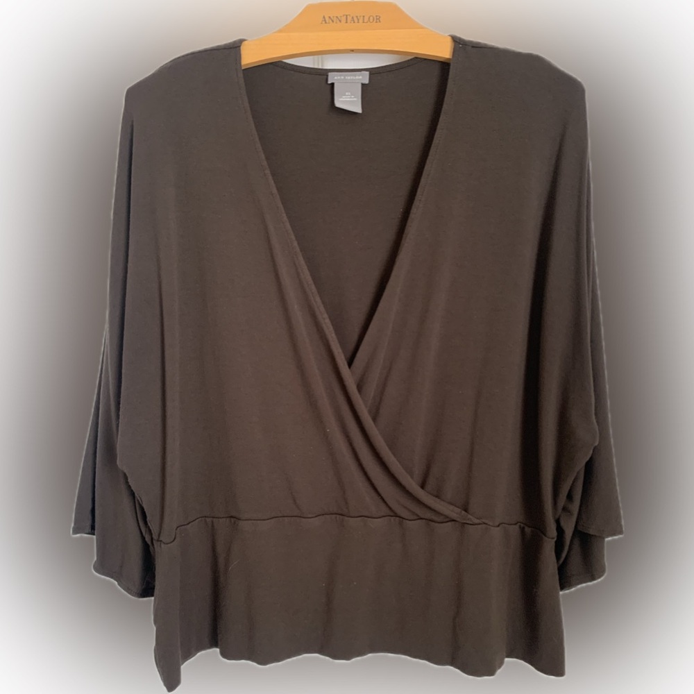 ANN TAYLOR surplice cross top top brown XL
